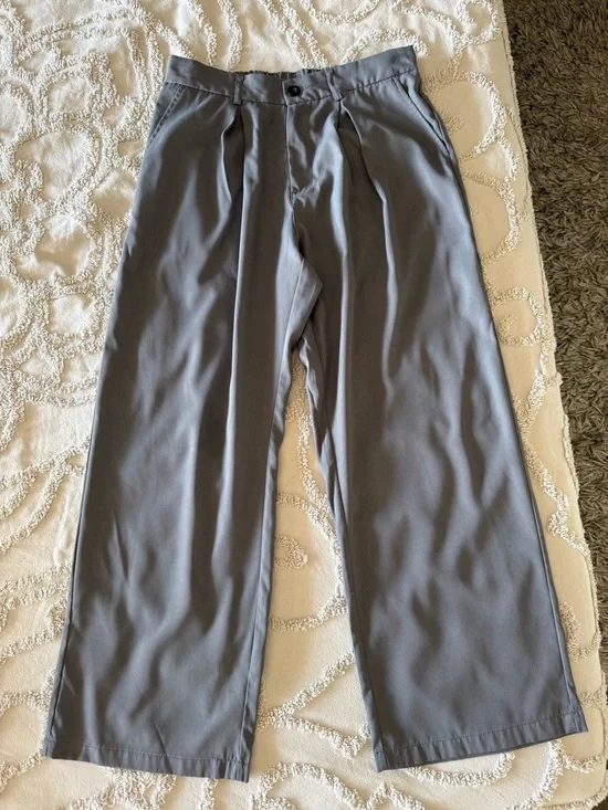 Source Unknown Grey Pleated Wide Leg Pants - Picture 2 of 3